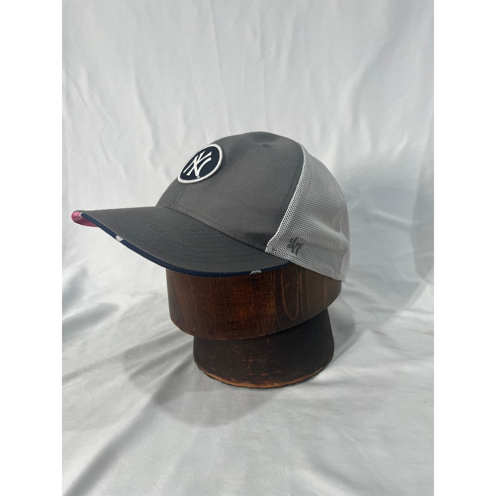 47 Brand New York Yankees Floral Under MLB Gray Mesh Trucker Hat Baseball Cap - Picture 2 of 12